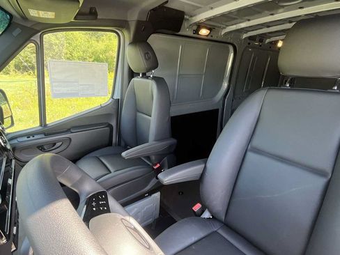 New 2026 Mercedes-Benz Sprinter 2500 image 27