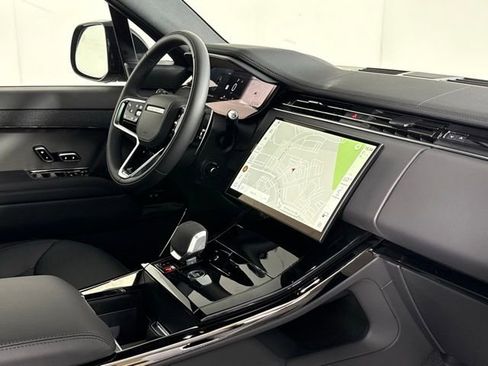 Used 2026 Land Rover Range Rover Sport SE AWD/4WD image 34