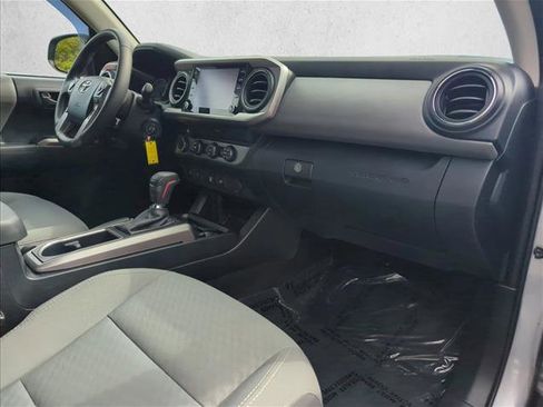 Certified 2020 Toyota Tacoma SR5 w/ Technology Package image 25