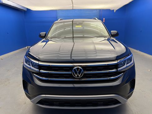 Used 2023 Volkswagen Atlas SEL image 3