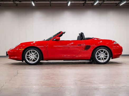 Used 2003 Porsche Boxster RWD image 16