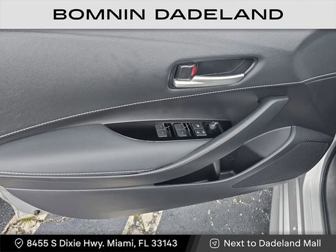 Used 2022 Toyota Corolla SE image 18