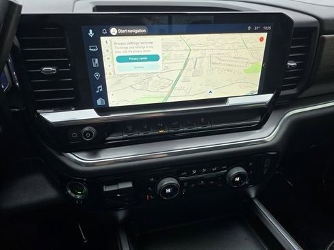 Used 2024 Chevrolet Silverado 3500 High Country image 43