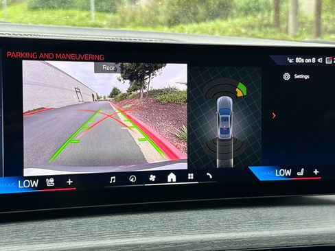 Used 2025 BMW 430i Coupe w/ Premium Package image 23