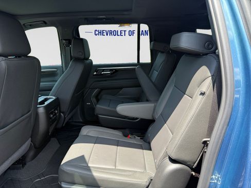 New 2026 Chevrolet Suburban LT w/ Advanced Technology Package RWD image 19