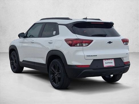 New 2026 Chevrolet TrailBlazer LT w/ Convenience Package FWD image 9