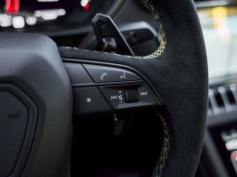 Used 2024 Lamborghini Urus Performante image 66