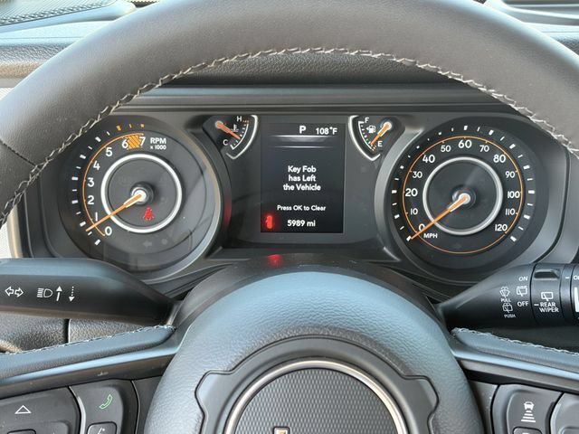 Used 2026 Jeep Wrangler Unlimited Sport AWD/4WD image 11