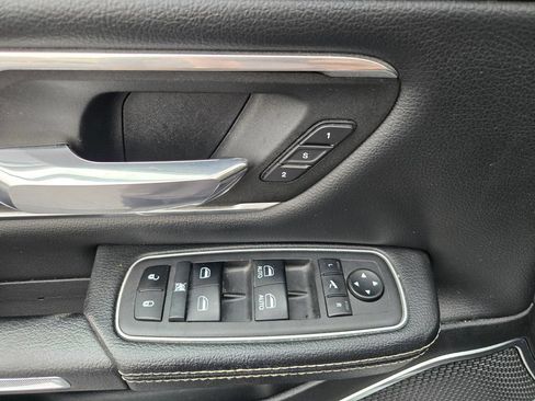 Used 2022 RAM 1500 Laramie AWD/4WD image 14