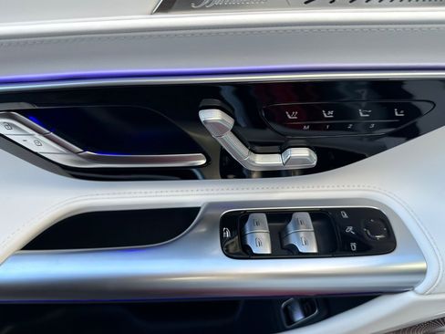 New 2026 Mercedes-Benz Maybach SL 680 image 11