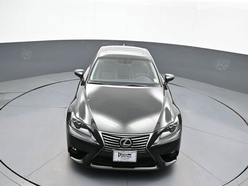 Used 2016 Lexus IS 300 AWD w/ Premium Package image 36