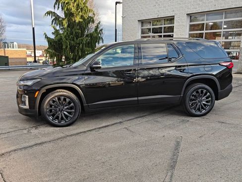 Used 2023 Chevrolet Traverse RS image 10