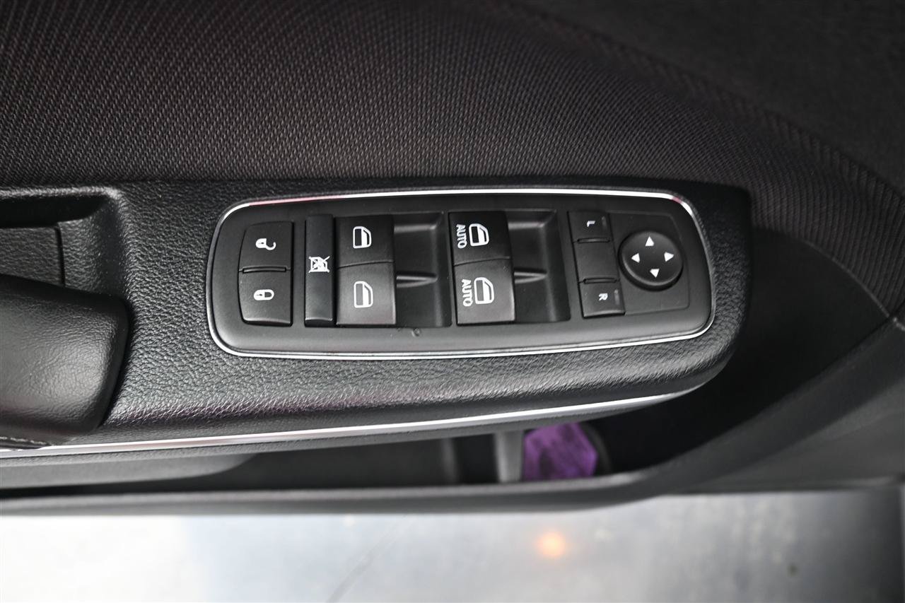 Used 2016 Dodge Charger SE w/ Popular Equipment Group RWD image 12