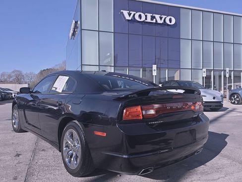 Used 2012 Dodge Charger SE w/ Sport Appearance Group image 10