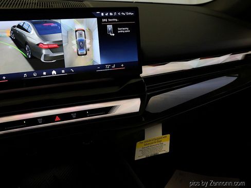 New 2026 BMW 540i xDrive w/ Premium Package image 24