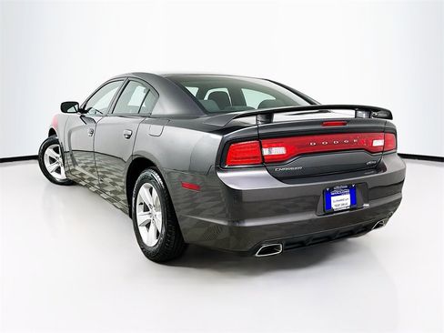 Used 2014 Dodge Charger SE image 6