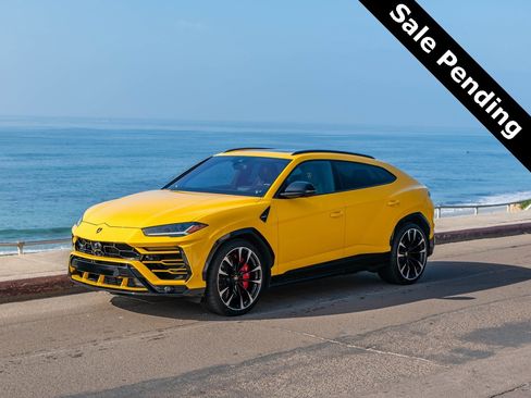 Used 2019 Lamborghini Urus image 1