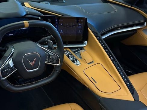 Used 2024 Chevrolet Corvette Stingray Preferred Conv w/ 2LT image 18