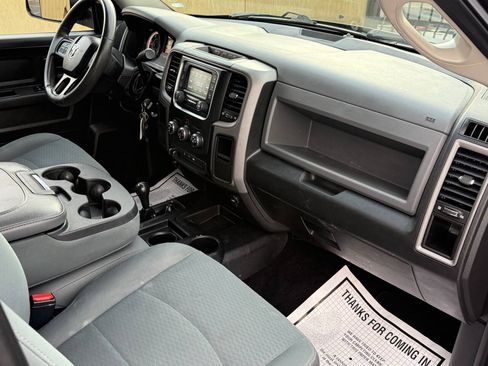Used 2018 RAM 2500 Tradesman w/ Chrome Appearance Group AWD/4WD image 18