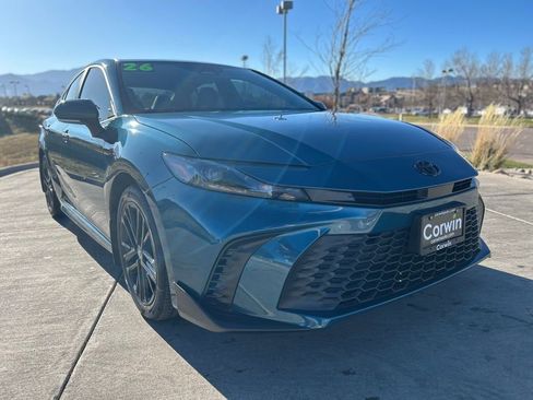 New 2026 Toyota Camry SE FWD image 1