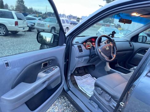 Used 2006 Honda Pilot LX image 8