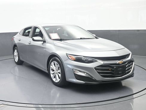Used 2024 Chevrolet Malibu LT FWD image 9