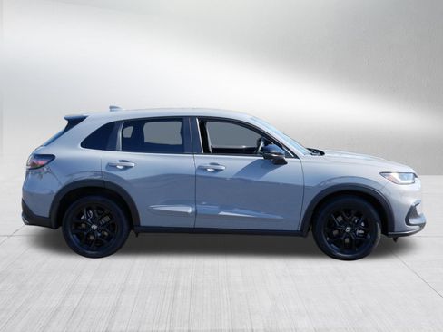 Used 2024 Honda HR-V Sport image 8