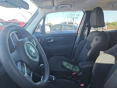 Used 2021 Jeep Renegade Sport image 5