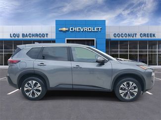 Used 2023 Nissan Rogue SV video 2