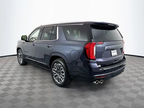 Used 2024 GMC Yukon Denali Ultimate AWD/4WD image 5