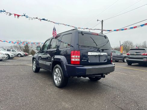 Used 2012 Jeep Liberty Sport image 3