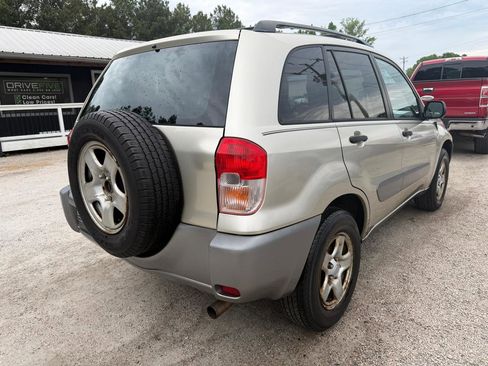 Used 2002 Toyota RAV4 2WD image 6