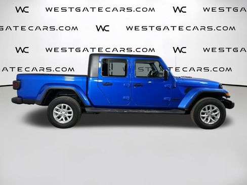Used 2023 Jeep Gladiator Sport image 37