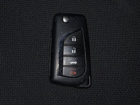 Used 2022 Toyota Corolla SE FWD image 32