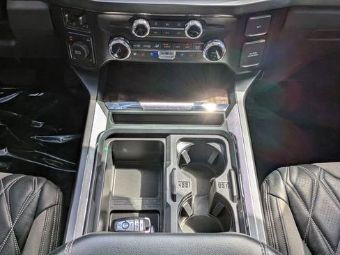 Used 2024 Ford F250 Lariat w/ Lariat Ultimate Package AWD/4WD image 19