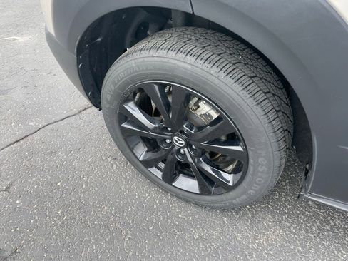Used 2024 MAZDA CX-30 AWD 2.5 S w/ Select Sport Pkg image 3