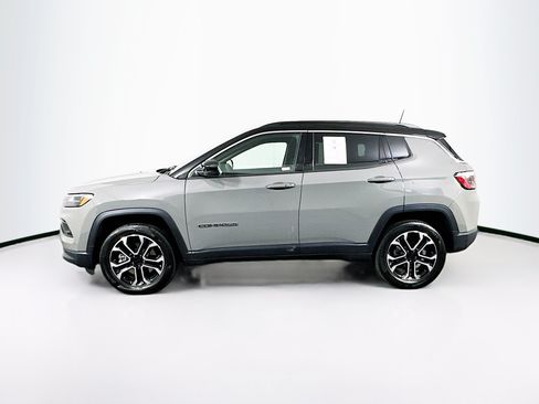 Used 2023 Jeep Compass Limited AWD/4WD image 4
