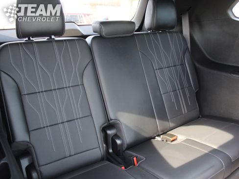 Certified 2025 Buick Enclave Avenir w/ Super Cruise Package image 28