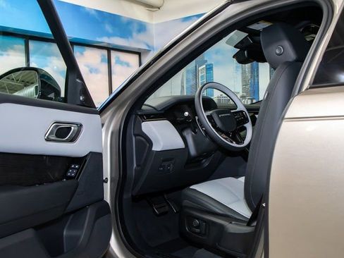 Used 2026 Land Rover Range Rover Velar Dynamic SE image 12