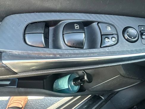 Certified 2022 Nissan Sentra SR w/ Electronics Package FWD image 7