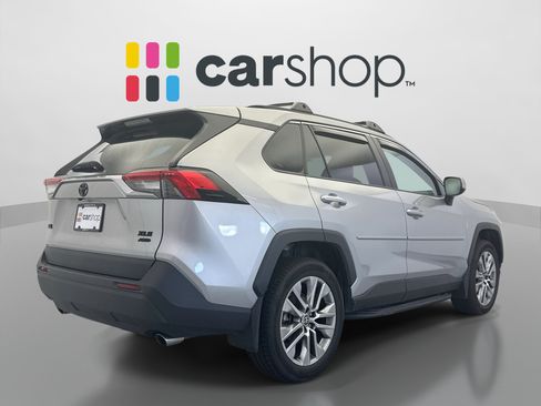 Used 2023 Toyota RAV4 XLE Premium AWD/4WD image 5