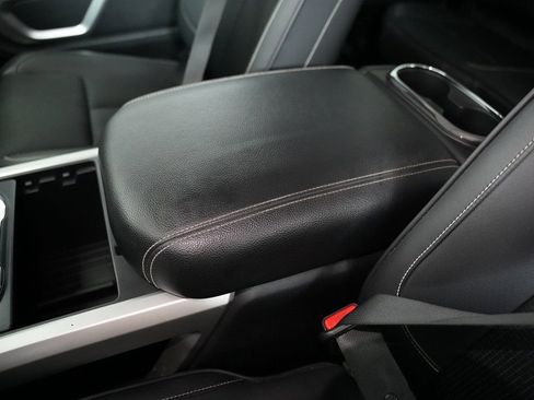 Used 2019 Nissan Titan PRO-4X image 31