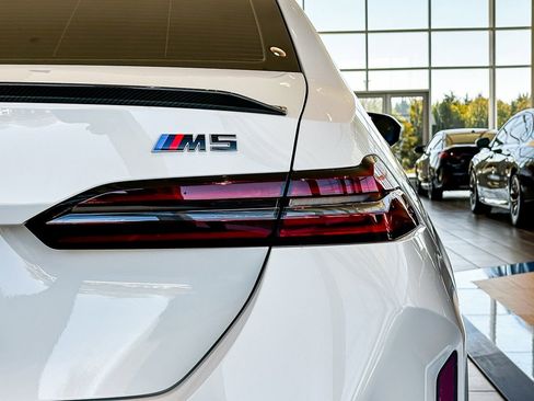 New 2026 BMW M5 w/ Carbon Package image 10