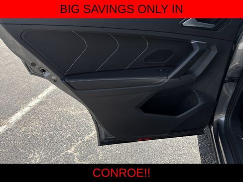 Used 2024 Volkswagen Tiguan SE R-Line FWD image 22