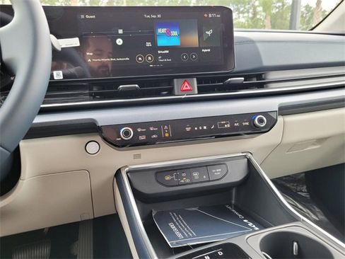 New 2026 Kia Carnival EX image 15