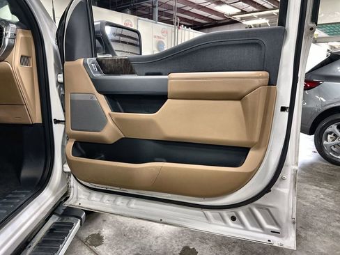 Used 2021 Ford F150 Lariat RWD image 31