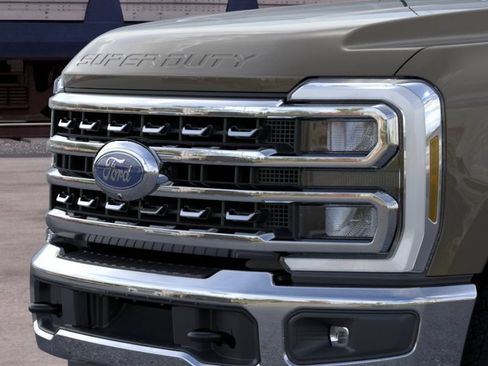 New 2026 Ford F250 XLT w/ XLT Premium Package AWD/4WD image 17