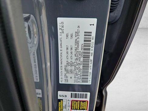 Used 2025 Toyota Tacoma SR AWD/4WD image 22
