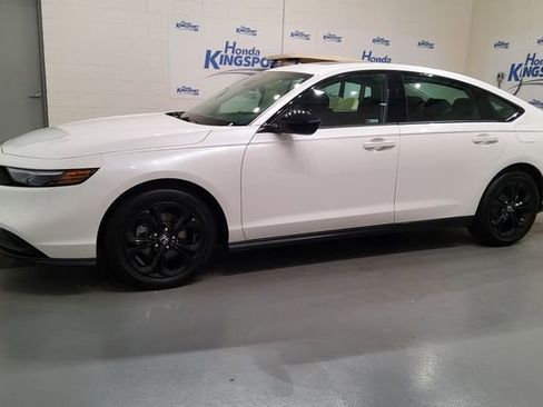 Certified 2025 Honda Accord SE image 43