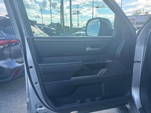 Used 2024 Toyota Tundra Limited AWD/4WD image 10